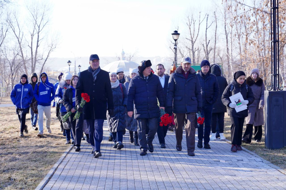 День народного единства в Иркутске отметили традиционным шествием