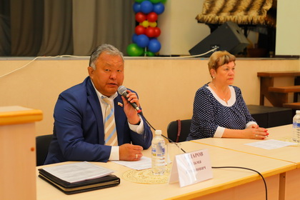 Семинар для депутатов и глав поселений Усть-Ордынского Бурятского округа прошел по инициативе Законодательного Собрания 