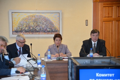 На заседании комитета по социально-культурному законодательству