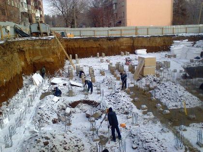 Депутатский запрос по стройке в Молодёжном готовят Ольга Носенко и Дмитрий Ершов