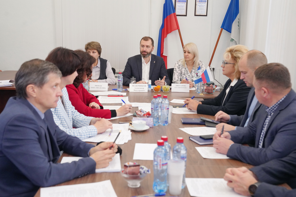 Аудиторы КСП представили результаты экспертизы проекта областного бюджета