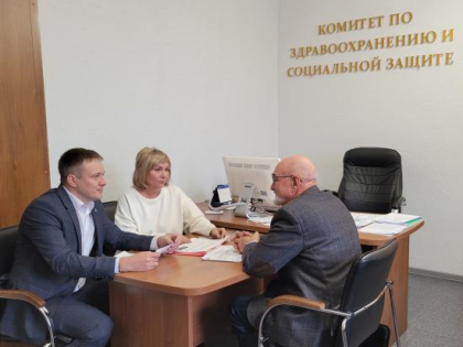 Артём Лобков: прогрессивные меры поддержки медработников помогут сократить дефицит кадров в учреждениях здравоохранения Иркутской области