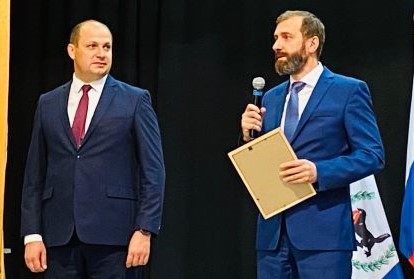 Областные парламентарии приняли участие в церемонии вступления в должность мэра Братского района 