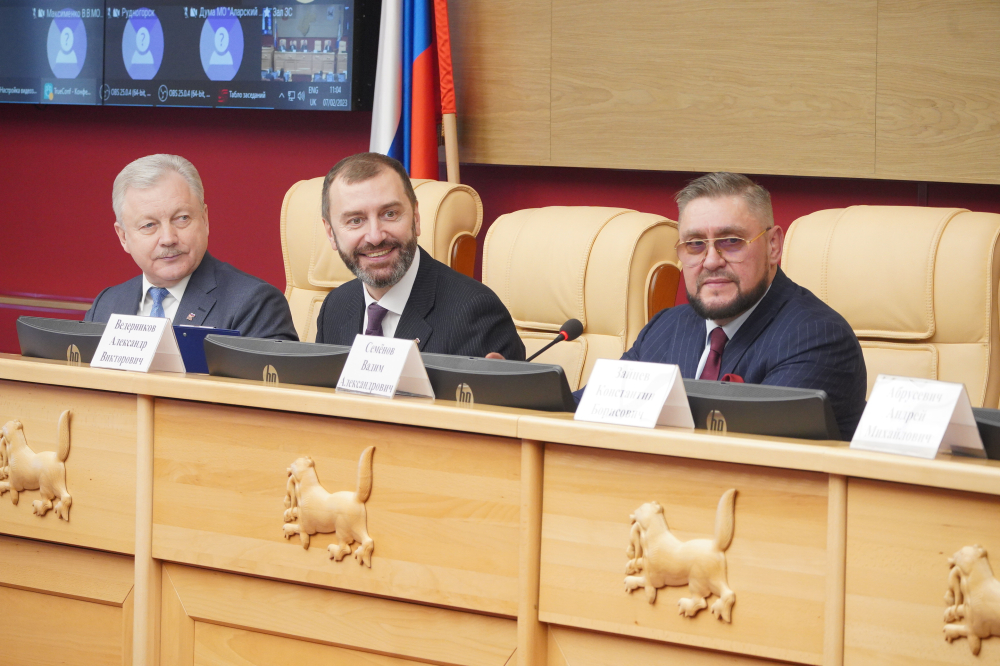 Совместная работа мэров с депутатами ЗС обсуждалась на общем собрании АМО