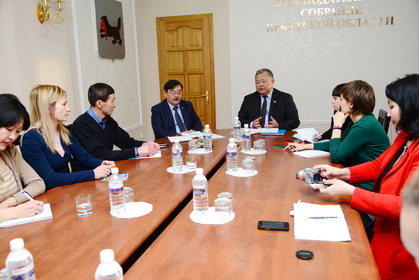 Депутаты от УОБО Кузьма Алдаров и Аполлон Иванов встретились с журналистами районных газет 