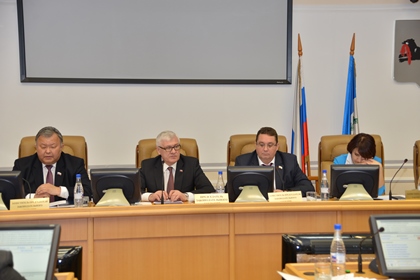 Вопросы развития жилищно-коммунального хозяйства обсудили на сессии в рамках Правительственного часа