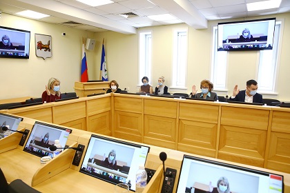 Комитет по бюджету рекомендовал снизить стоимость патента для предпринимателей в сферах общепита и торговли