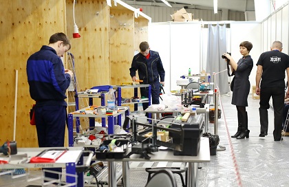 Наталья Дикусарова поздравила победителей регионального чемпионата «Молодые профессионалы»