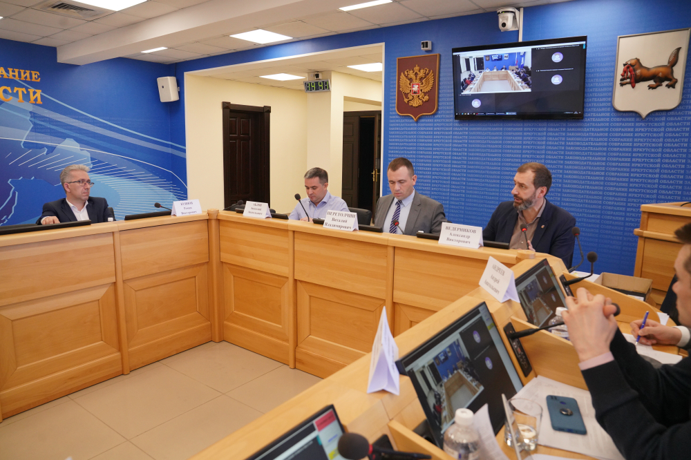 До 50 тысяч рублей составит штраф за продажу энергетиков детям в Иркутской области