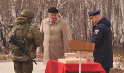 Депутат ЗС Павел Сумароков передал военным средства радиоэлектронной борьбы, защищающие от атак дронов