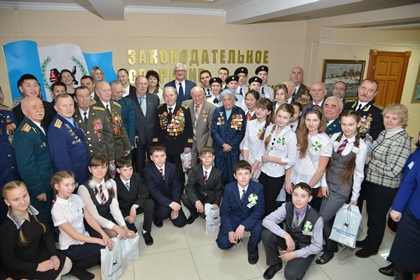 Объявлен сбор заявок на конкурс мероприятий по патриотическому воспитанию памяти А.П. Белобородова 