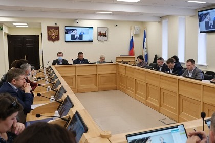 Проблематику вопросов, связанных с обеспечением бесплатным питанием школьников обсудили депутаты фракции Партии «Единая Россия» 