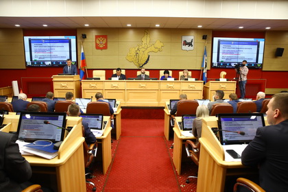 В первом чтении принят законопроект о почетных званиях для изобретателей и рационализаторов