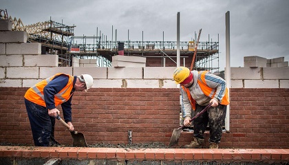 В Иркутской области необходимо разработать программу по привлечению местных рабочих кадров в экономику региона – Ольга Носенко