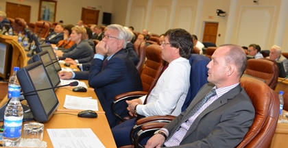 В ходе Муниципального часа обсудили практику реализации федерального закона «О контрактной системе закупок»