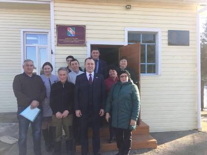 Ход ремонта в детсаду и строительства здания архива в Катангском районе оценил Николай Труфанов
