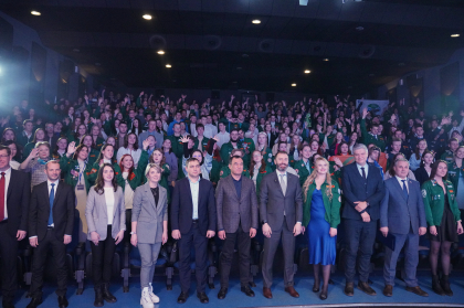 Александр Ведерников: студенческие стройотряды нужны для промышленного развития Приангарья