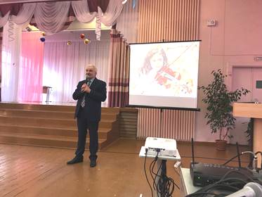 Народному университету ветеранов образования в Братске помогает Георгий Любенков