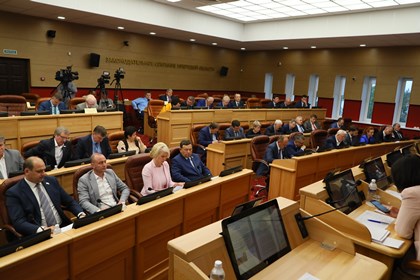 Внесены изменения в закон о порядке обеспечения детей-сирот жильем 