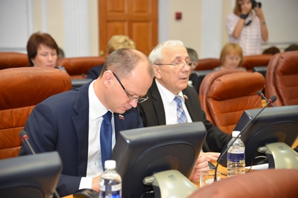 Принят проект закона об областной поддержке студенческих отрядов в Иркутской области