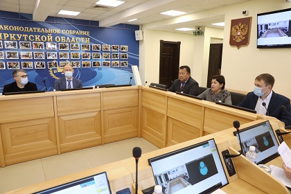 Ирина Синцова: здоровье школьников в Иркутской области требует повышенного внимания 