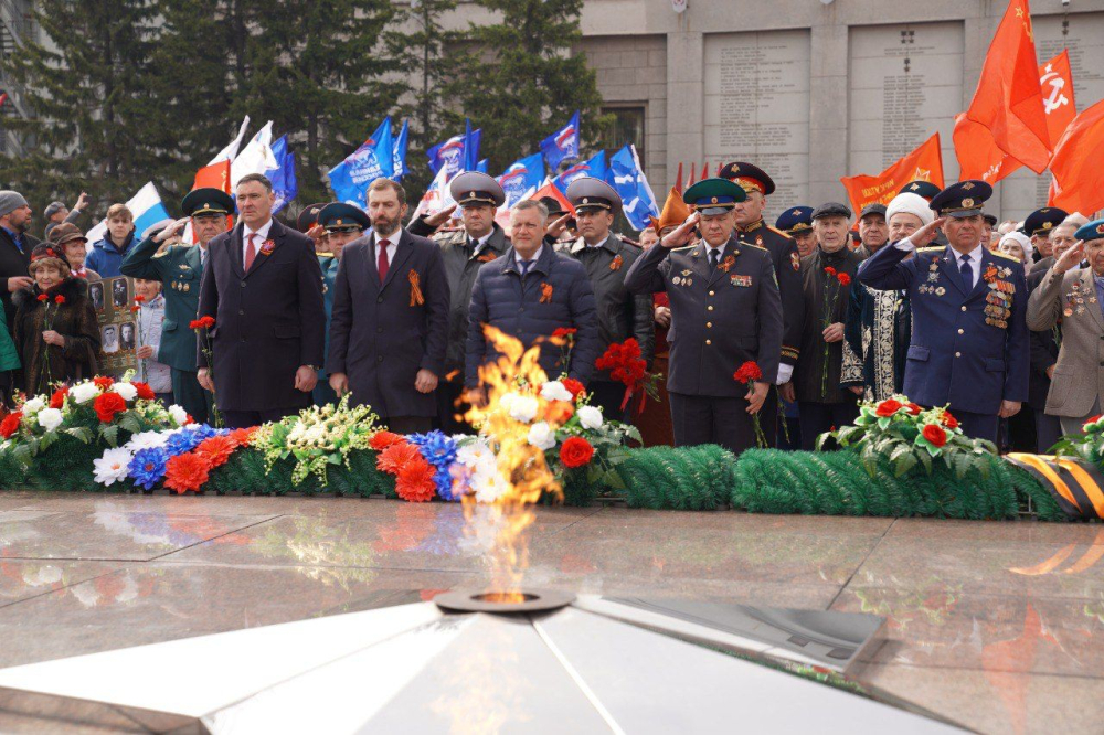 Депутаты приняли участие в торжественных мероприятиях, посвященных Дню Победы