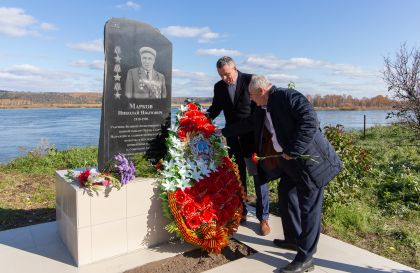 При поддержке Павла Сумарокова в поселке Тельма установлен памятник полному кавалеру ордена Славы