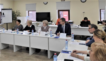 Проблемы православных школ обсудили в рамках Иннокентьевских чтений