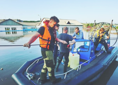 Депутат ЗС Приангарья Виктор Побойкин возглавил штаб по оказанию помощи пострадавшим от наводнения