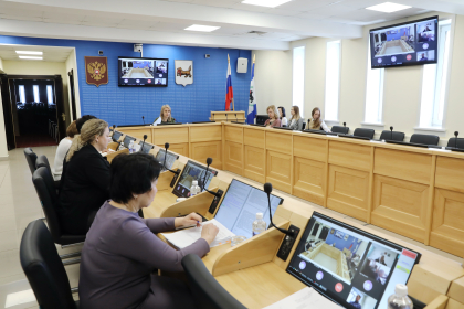 Два законопроекта рекомендовал принять в окончательном чтении на сессии ЗС комитет по бюджету 