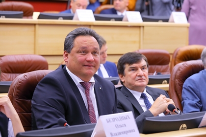 13 депутатов вошли в состав комиссии по контрольной деятельности