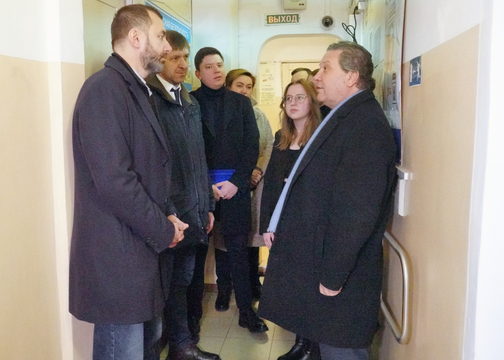 Александр Ведерников: региональный бюджет должен участвовать в оснащении общежитий вузов