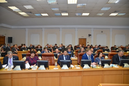 Депутаты партии «Единая Россия» собрались на ежегодном общем собрании Иркутского областного Совета депутатских объединений