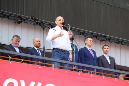 Сергей Сокол поздравил жителей Иркутской области с Праздником весны и труда на митинге профсоюзов