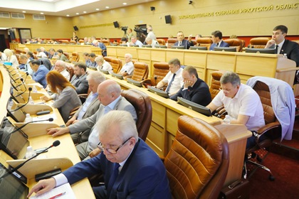 Сергей Брилка: развитие высшей школы, строительство школ и защита интересов учащихся – в зоне особого внимания депутатов