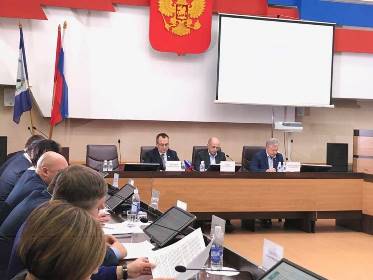 Депутаты Законодательного Собрания настаивают на завершении переселения граждан из ветхого и аварийного жилья до конца 2018 года