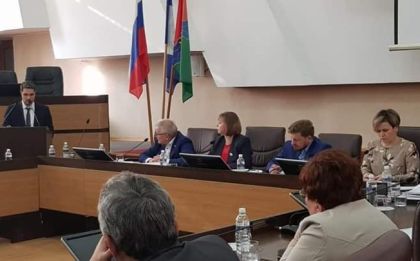 Вопросы реконструкции очистных сооружений и ликвидации аварийного жилья областные парламентарии обсудили с депутатами Братска