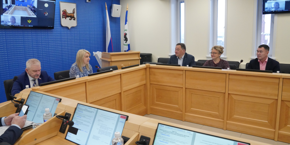 Комитет по бюджету подготовил вопросы к сессии ЗакСобрания