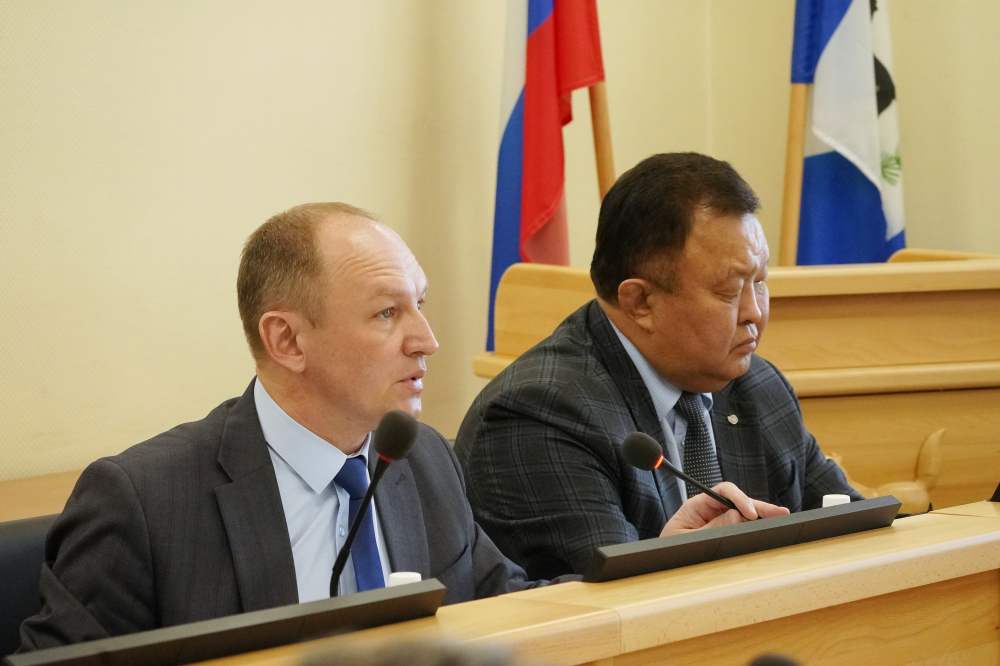 Развитие производства и переработки сельхозпродукции обсудили на заседании профильного комитета в Законодательном Собрании