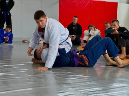 Областные парламентарии поддержали спортивные мероприятия в Иркутске, Братске, Ангарске и Нукутском районе