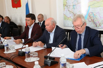 На заседании комитета по собственности и экономической политике 