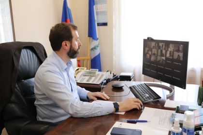 Александр Ведерников: изменения в законодательство о Байкале должны учитывать не только экологическую составляющую, но и интересы жителей области