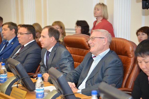 Заксобрание поддержало ходатайство о награждении Валерия Лукина знаком «За заслуги перед Иркутской областью»