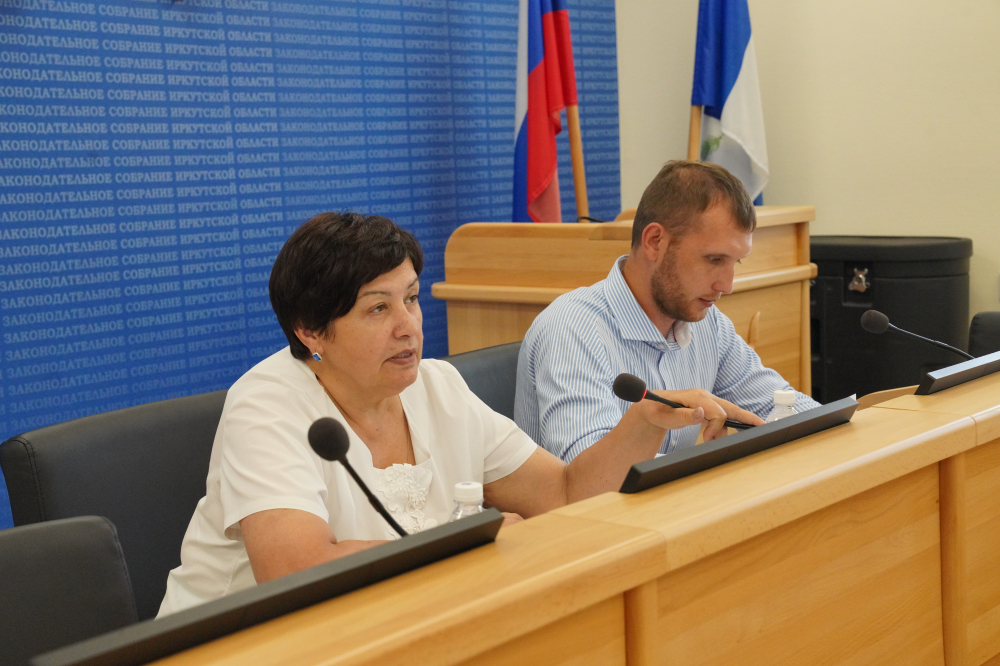 Законопроект, упрощающий оформление субсидий на оплату ЖКУ, рекомендован к принятию в первом чтении