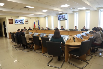 Проблемы развития массового спорта обсудили в Законодательном Собрании