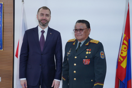 Вопросы молодежной политики обсудили депутаты ЗС с представителями Общества дружбы «Монголия-Россия» 