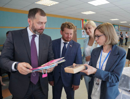 Депутаты Заксобрания совместно с правительством продолжат совершенствовать механизмы получения соцконтрактов