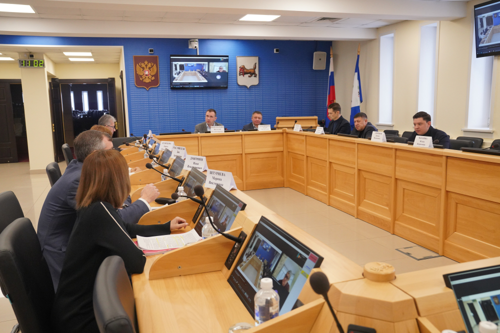 Кандидатуры в Общественный Совет при Заксобрании представят депутатам на сессии 13 декабря