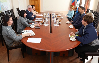 Сергей Брилка: необходимо расширять концертную деятельность артистов филармонии по территориям области