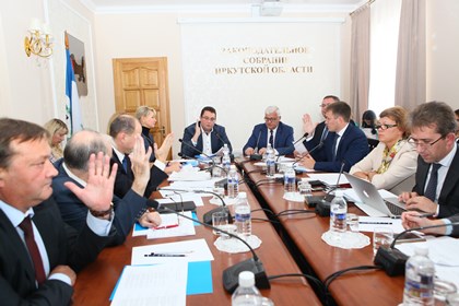 Законопроекты, направленные на устранение дефицита медицинских кадров, рекомендованы к принятию во втором чтении